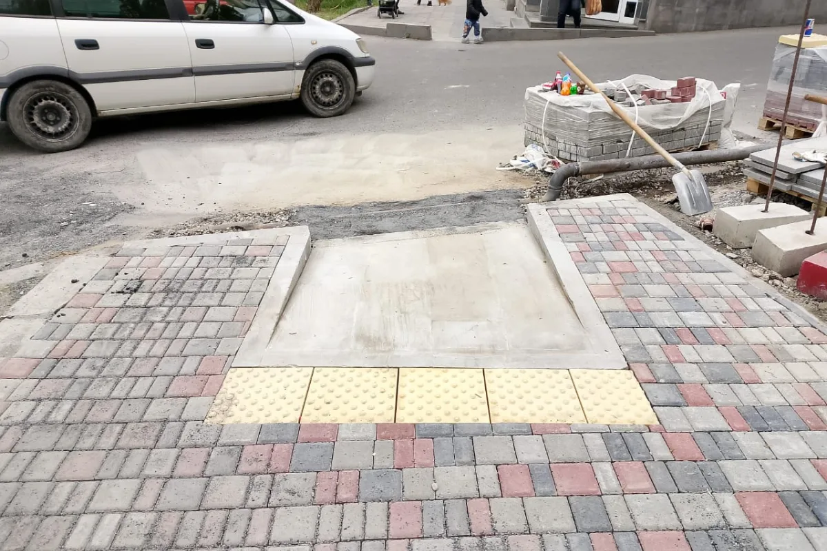 Մայթերի սալիկապատում