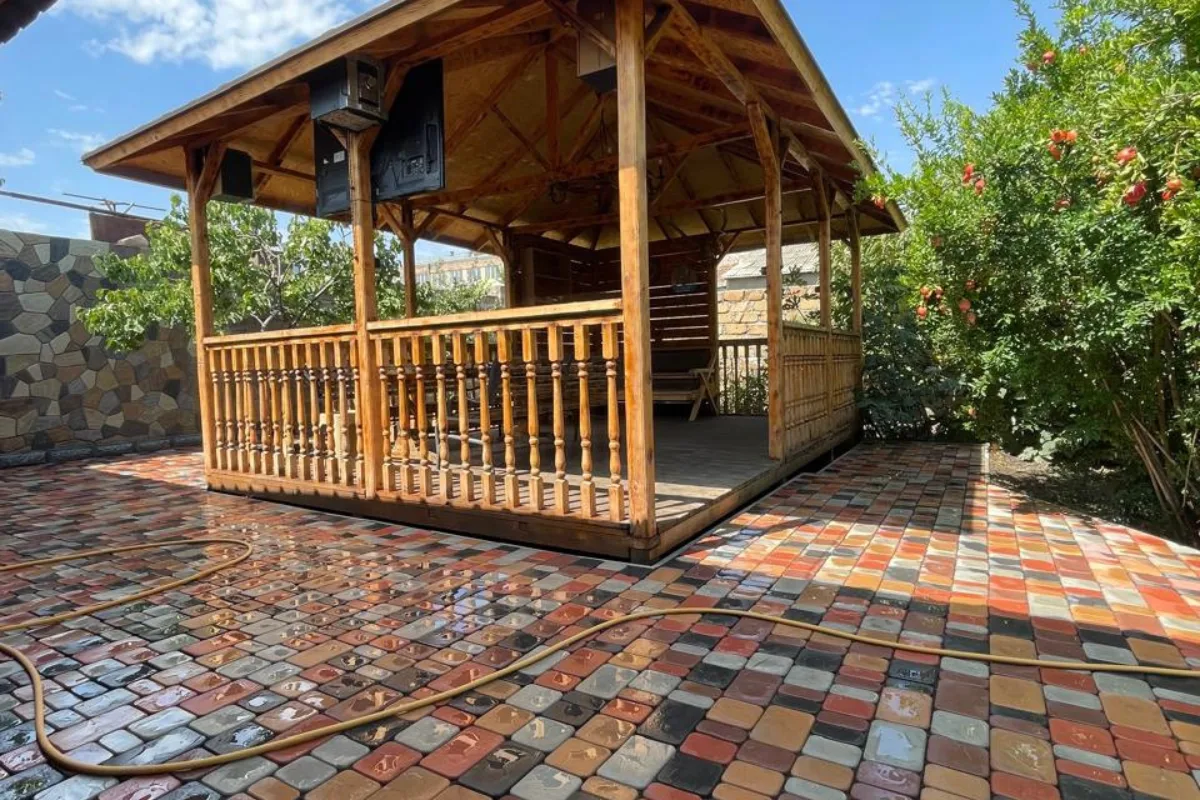 Առանձնատուն