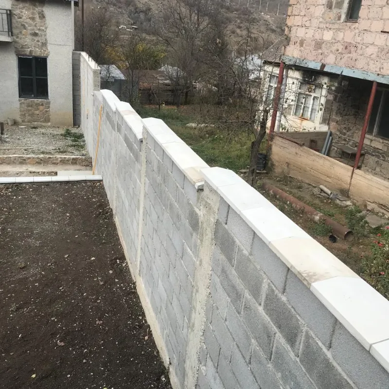 Պարսպի բետոնե ծածկեր (Կալպակ) – 27x39 սմ